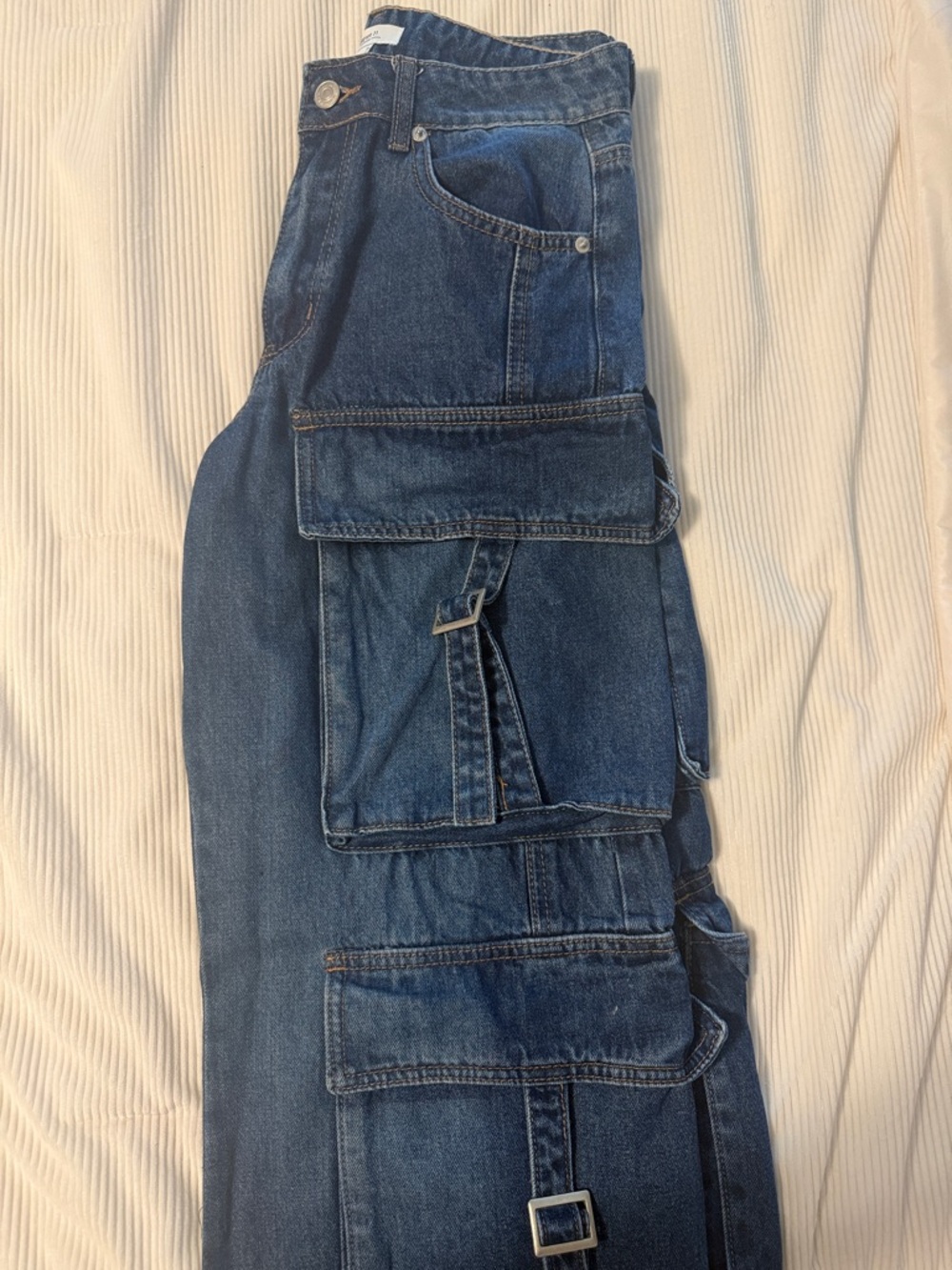 Blue Cargo Denim Jeans with Utility Pockets